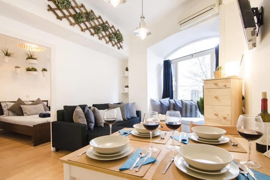 Lollipop Flats City Centre Deluxe Suite Мадрид Екстер'єр фото