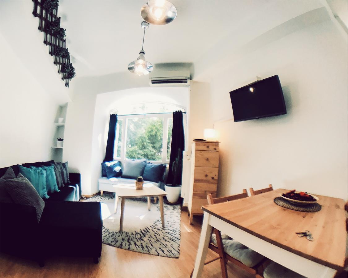 Lollipop Flats City Centre Deluxe Suite Мадрид Екстер'єр фото